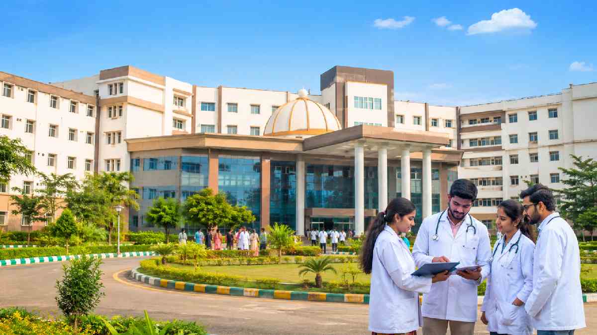 Apply for 49 Professor, Assistant Professor & CMO Posts in Chamarajanagar | Photo Credit: AI