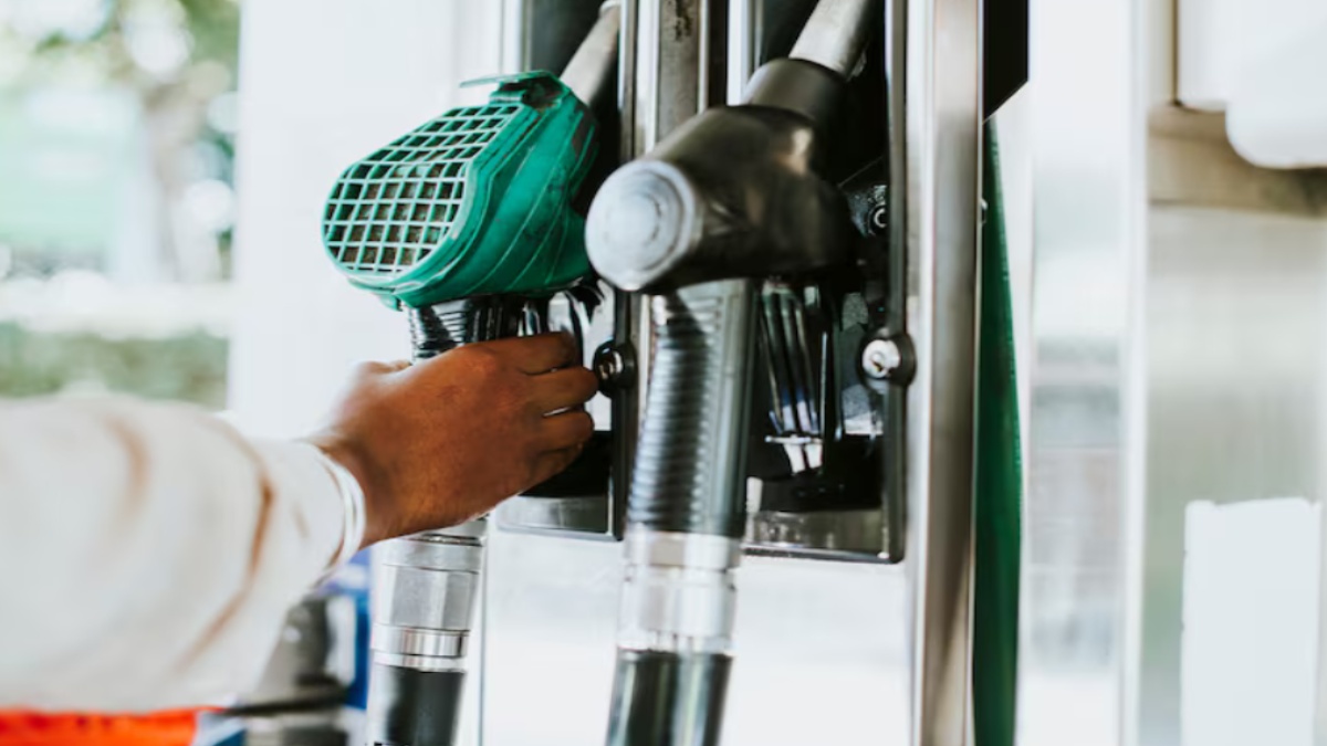 CNG price Delhi | Photo Credit: https://www.magnific.com