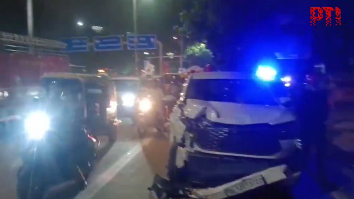 Delhi ITO Accident | Photo Credit: PTI