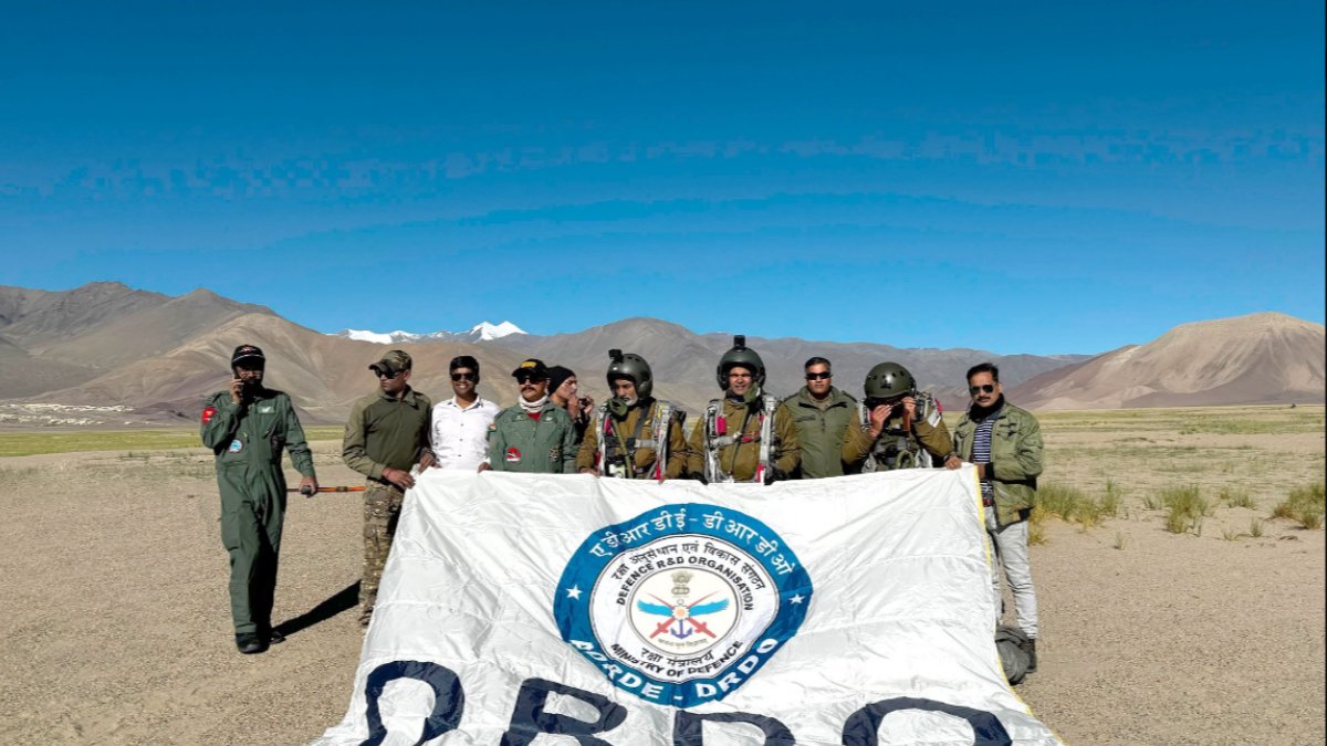 DRDO Tests Indigenous Military Parachute System at World's Highest Drop Zone in Ladakh