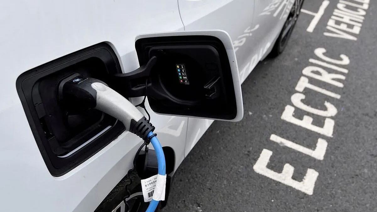 Indian States Are Competing to Lead the Electric Vehicle Revolution | Photo Credit: https://x.com/IndianTechGuide