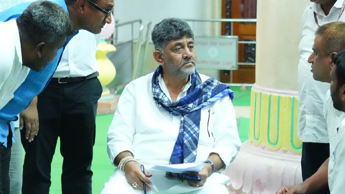 ಜೆಡಿಎಸ್ ನಡೆಸುತ್ತಿರುವ ಪಾದಯಾತ್ರೆ ಕುರಿತು ಸಿಎಂ ಡಿಕೆ ಶಿವಕುಮಾರ್ ತೀವ್ರ ಪ್ರತಿಕ್ರಿಯೆ | Photo Credit: https://x.com/DKShivakumar