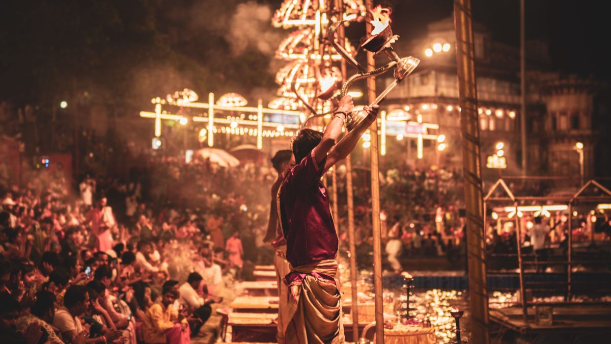 Ganga Aarti to Be Held on London’s Thames River | Photo Credit: https://www.pexels.com/
