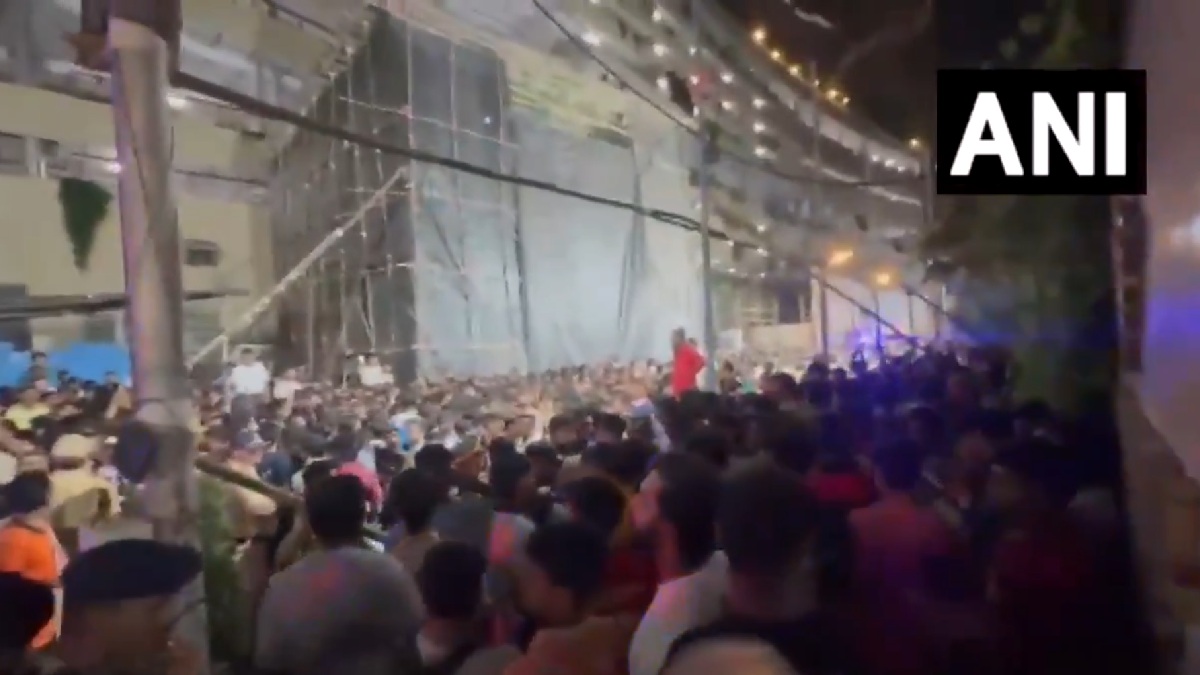 Eggs Hurled at Ganpati Procession in Mazgaon, Mumbai; Police Launch Probe
