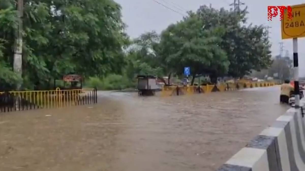 Gurugram Issues Work-From-Home Advisory for August 25 as Heavy Rain Threatens Waterlogging and Traffic Disruptions
