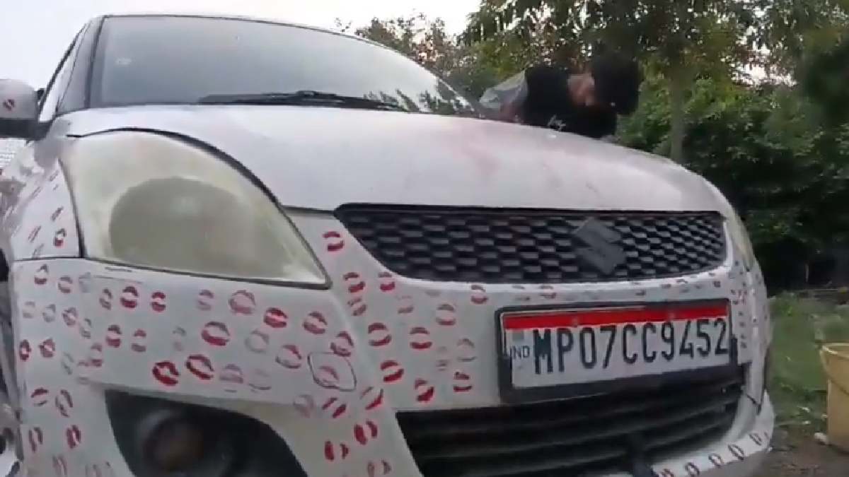 3,400 Lipstick Marks on a Car! Gwalior Love Stunt Lands Owner a ₹5,500 Fine