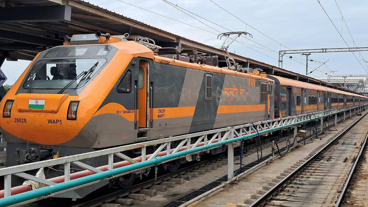 Indian Railways Plans Four-Track Expansion on Seven High-Density Routes Covering 11,000 Km