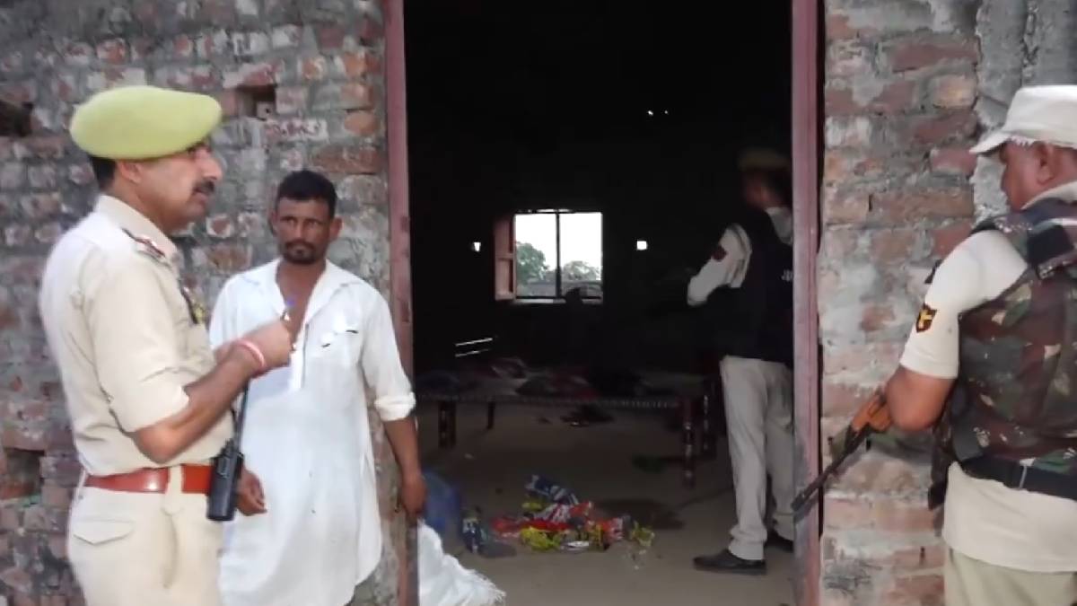 J&K Police Intensifies Security Along Jammu International Border | Photo Credit: https://x.com/NewsArenaIndia