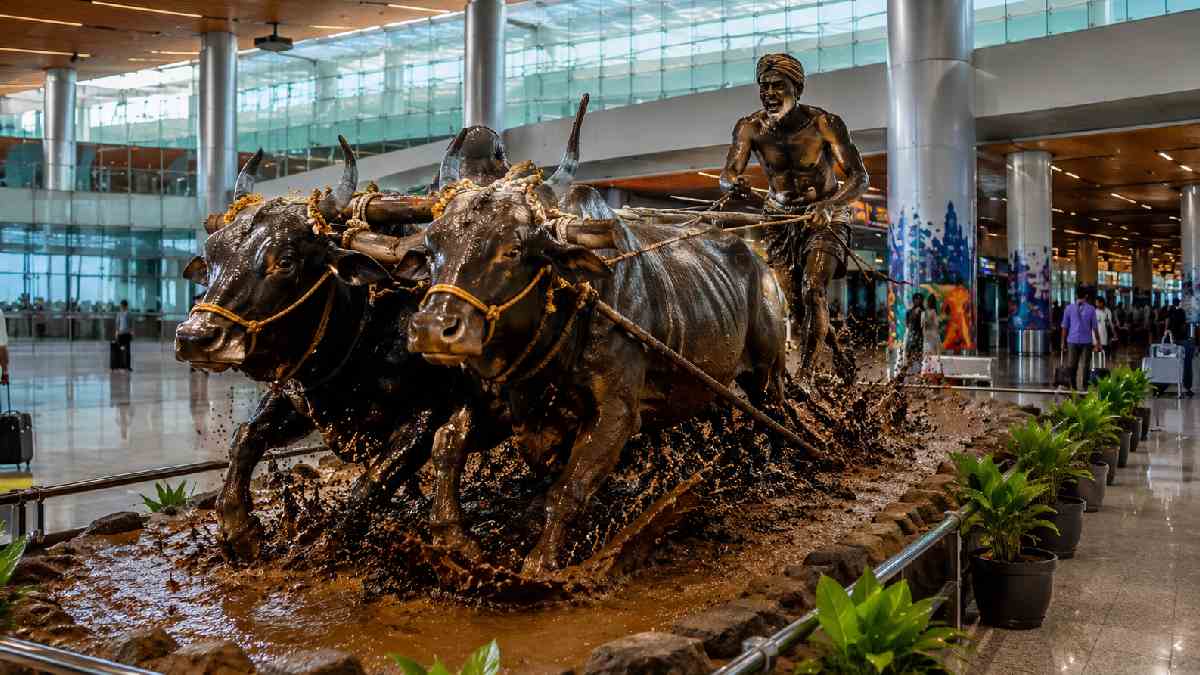 ವಿಮಾನ ನಿಲ್ದಾಣದಲ್ಲೇ ತುಳುನಾಡಿನ ಸೊಗಡು | Photo Credit: AI
