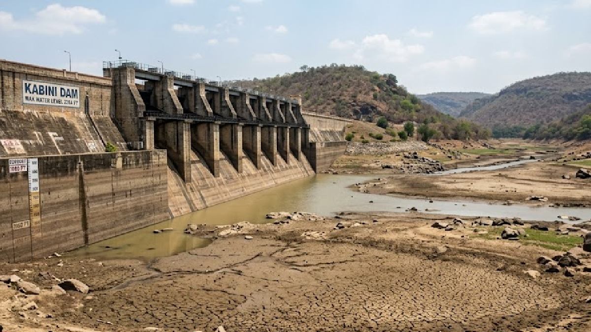 ಕಬಿನಿ ಡ್ಯಾಂನಿಂದ ತಮಿಳುನಾಡಿಗೆ ಭಾರಿ ನೀರು ಬಿಡುಗಡೆ - 10 ದಿನದಲ್ಲಿ 10 ಅಡಿ ನೀರು ಖಾಲಿ!!