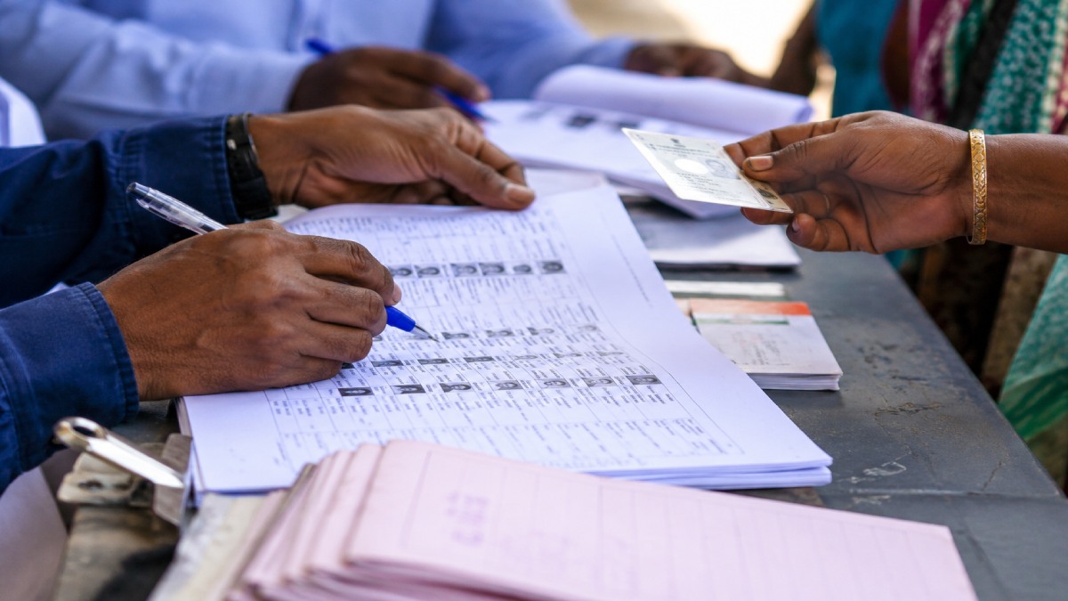 SIR Process in Karnataka Extended Till August 17: Election Revision Exercise Gets More Time