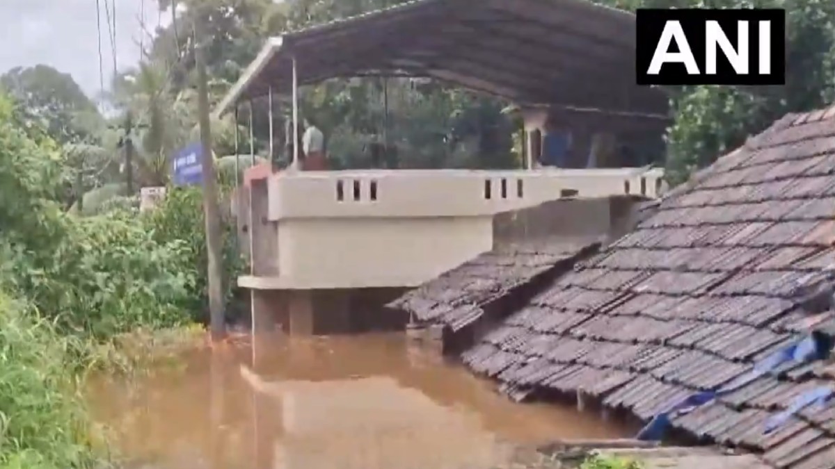 Kerala Rains Today: Rivers Overflow, Flood Threat Intensifies in Central Travancore | Photo Credit: https://x.com/ANI