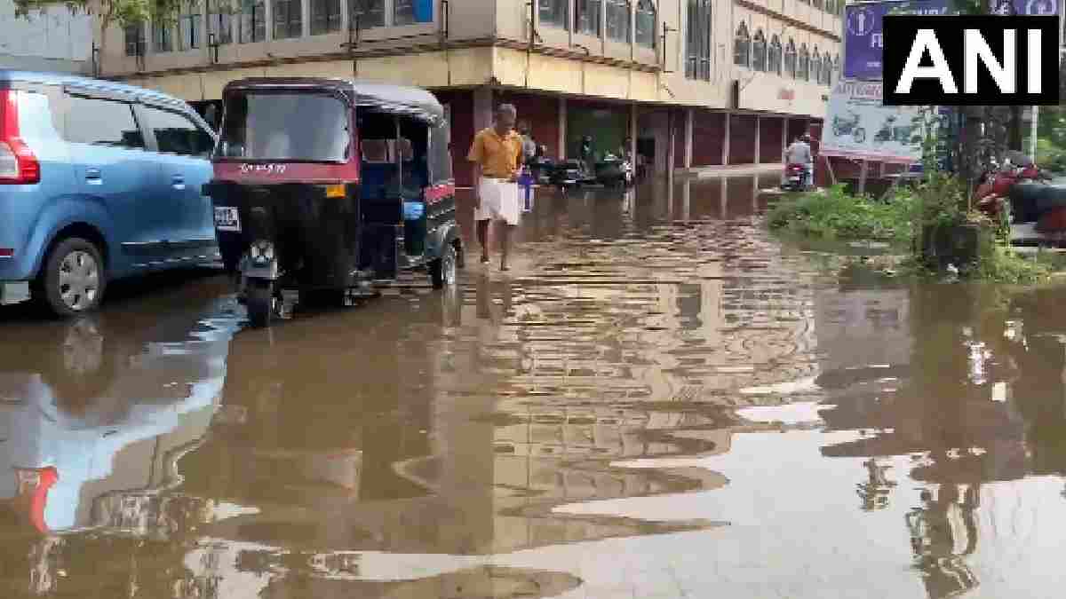 Floodwaters inundate Kottayam residential area after heavy rainfall | Photo Credit: https://x.com/ANI