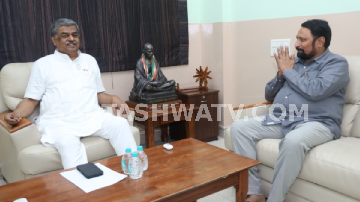ಸಚಿವ ಸ್ಥಾನ ಸಿಕ್ಕ ಬೆನ್ನಲ್ಲೇ ಬಿ.ಕೆ. ಹರಿಪ್ರಸಾದ್ ಅವರನ್ನು ಭೇಟಿಯಾದ ಲಕ್ಷ್ಮಣ್ ಸವದಿ!!