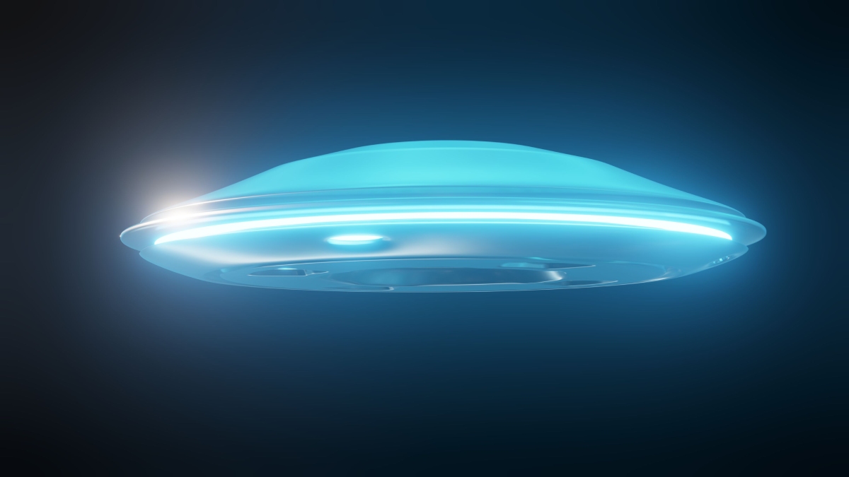 Pilot Spots Disc-Shaped Flying Saucer | Photo Credit: pexels.com