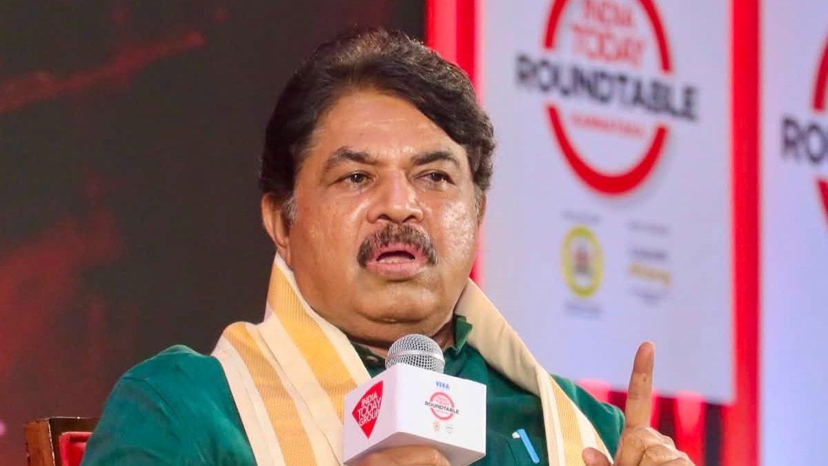 ಕಾಂಗ್ರೆಸ್ ಶಾಸಕರಿಂದಲೇ ಸರ್ಕಾರದ ಲೂಟಿ ಬಯಲು’-ಶೇ.7 ಕಮಿಷನ್ ಆರೋಪದ ಬೆನ್ನಲ್ಲೇ ಆರ್. ಅಶೋಕ್ ವಾಗ್ದಾಳಿ!!