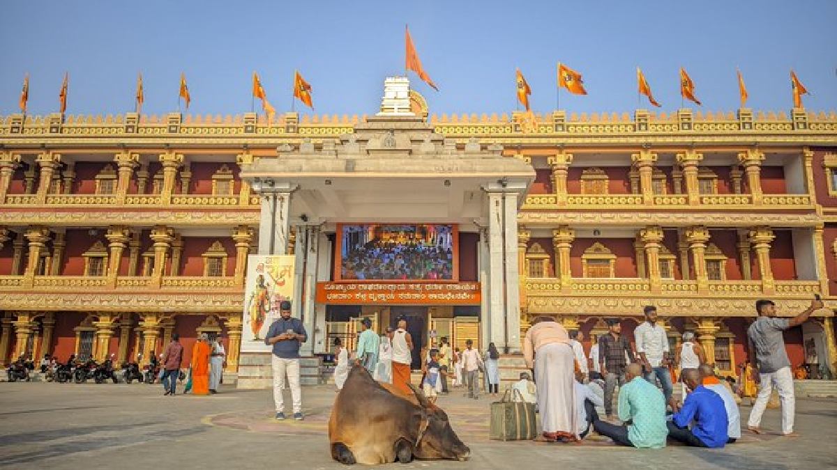 Mantralayam Gears Up for 355th Aradhana Mahotsavam of Sri Raghavendra Swamy; Week-Long Celebrations from August 27