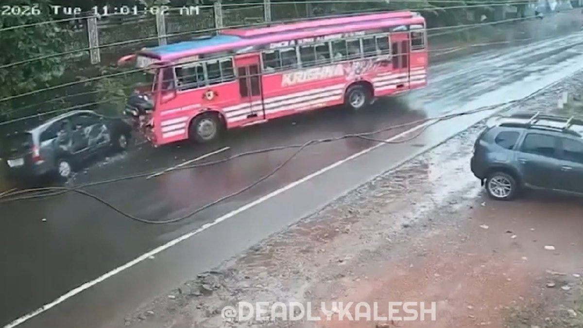 Bus Collides With Toyota Innova While Turning in Mattannur, Kannur