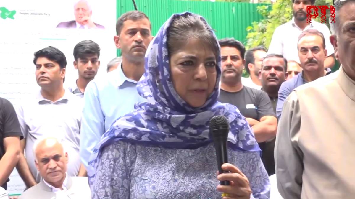 Mehbooba Mufti Slams FIR Over Article 370 Protest, Says Debate Has Been Criminalised