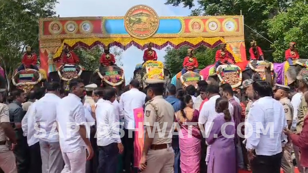 Mysuru Dasara 2026: Gajapayana Begins With 9 Elephants; Six-Time Ambari Bearer Abhimanyu Gets Farewell