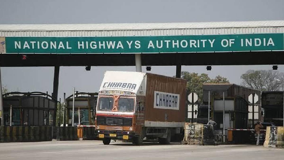 NHAI to Develop World-Class Public Toilets at Toll Plazas | Photo Credit: https://x.com/IndianTechGuide