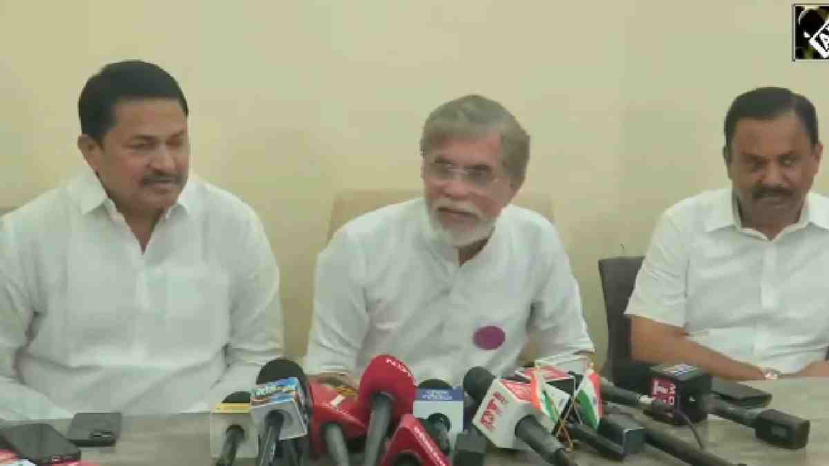 Pawan Khera’s ‘Bauna Amit Shah’ Remark Sparks Political Row, Draws Sharp Online Backlash