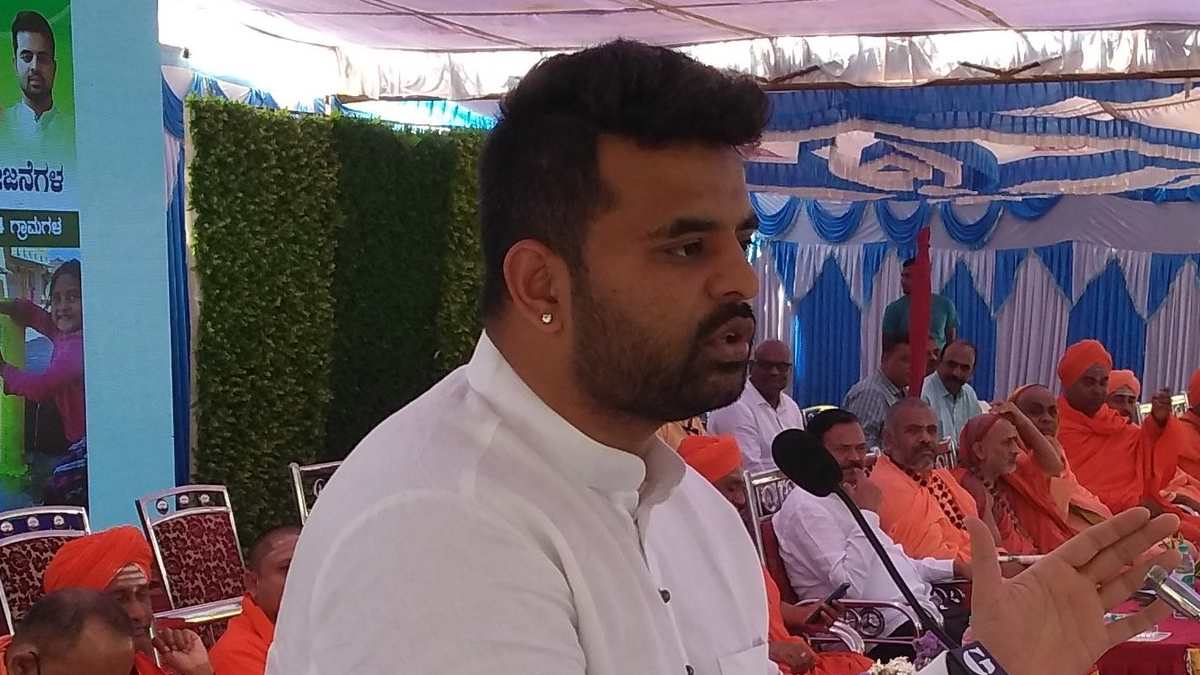 Prajwal Revanna jail phone pen drive recovery | Photo Credit: https://x.com/iPrajwalRevanna