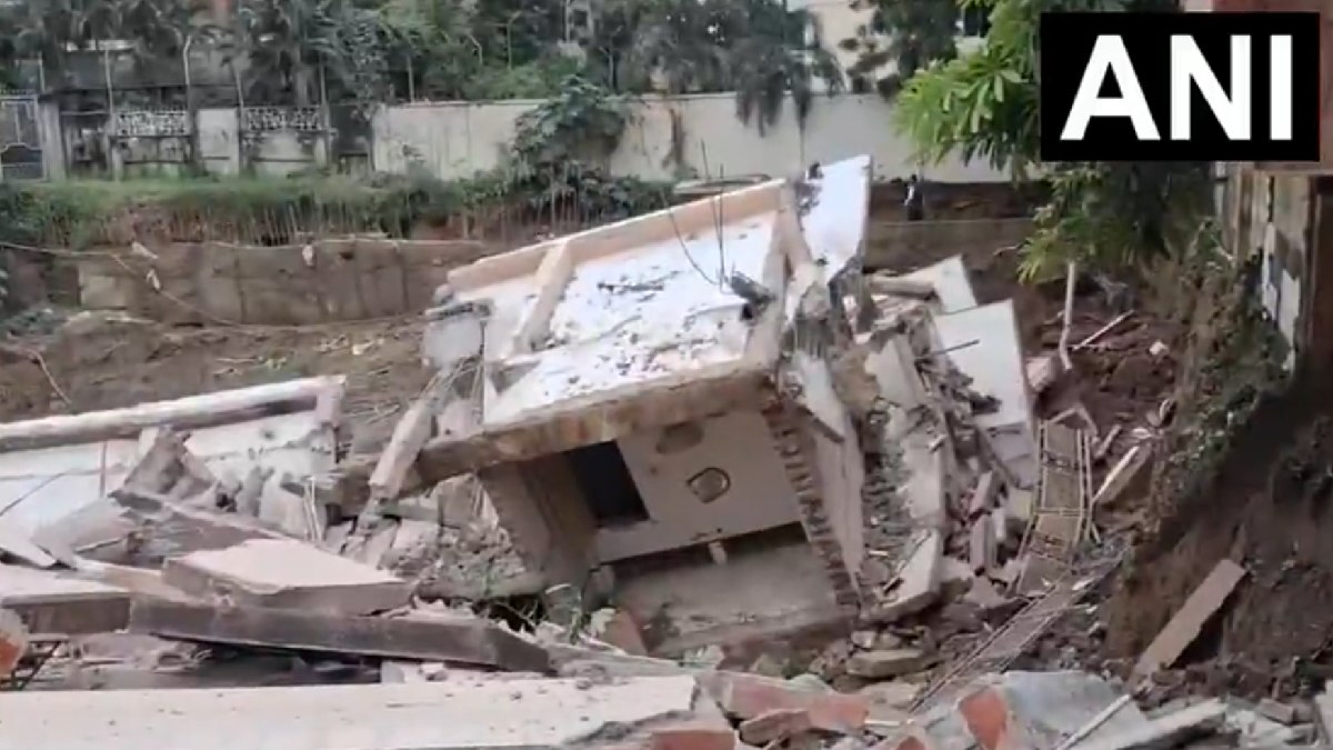 Prayagraj Temple Collapse: Swaminarayan Temple Portion Gives Way Amid Rainwater Accumulation