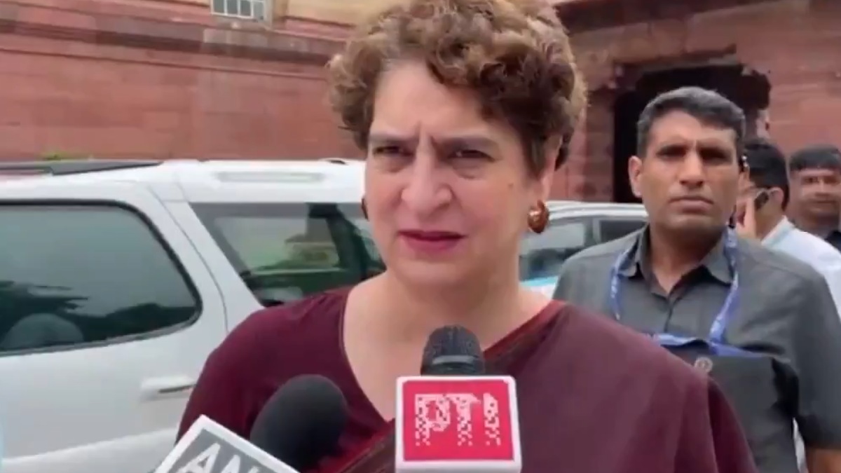 Priyanka Gandhi Slams RSS Chief Mohan Bhagwat’s Gen Z Remarks Amid Youth Protests