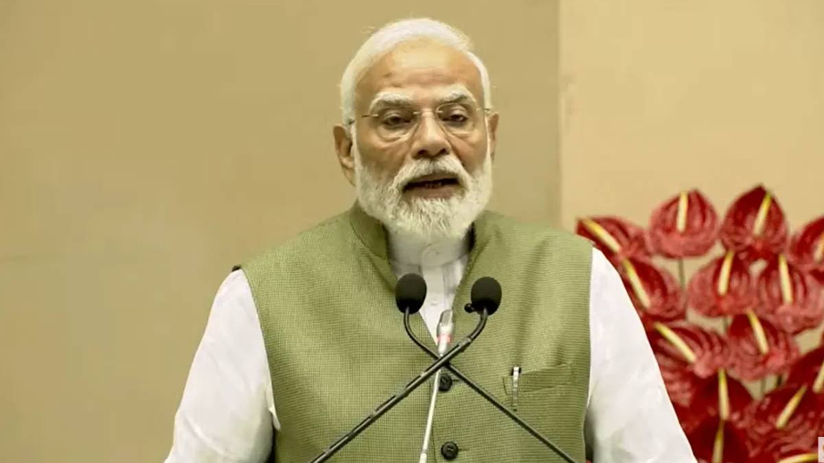 PM Modi Releases Ram Nath Kovind Autobiography | Photo Credit: https://x.com/PIBBengaluru