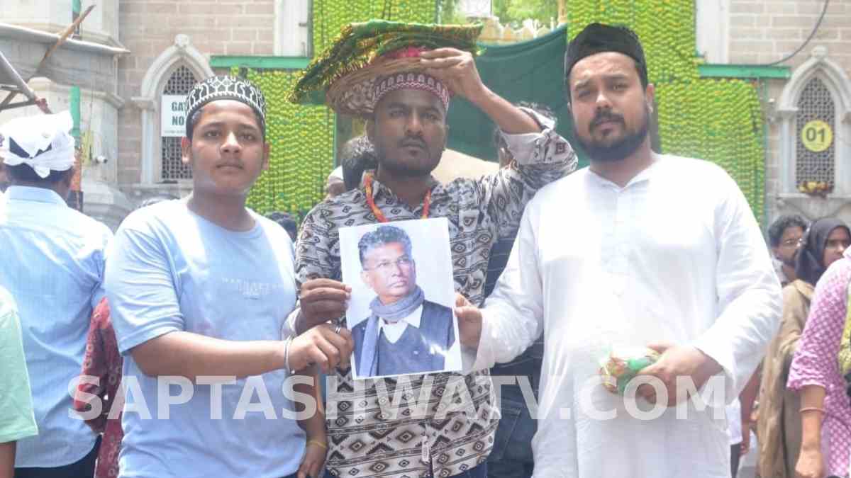 Special Prayers at Ajmer Dargah for Satish Jarkiholi's Deputy CM Aspiration
