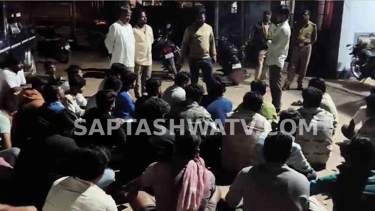 ಆಂಜನೇಯ-ಬನ್ನಿಮಹಾಕಾಳಿ ದೇವಸ್ಥಾನದಲ್ಲಿ ಘಟನೆ -  ಆರೋಪಿತ ಯುವಕನ ವಿಚಾರಣೆ!!