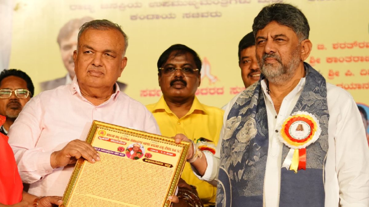 Bengaluru Parking Fee Plan: Minister Flags Concerns Over DK Shivakumar's Proposal