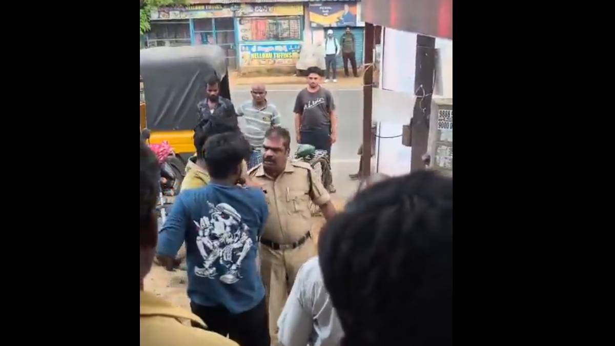 Head Constable Attacked While Questioning Suspects in Srikalahasti; Attempt-to-Murder Case Registered