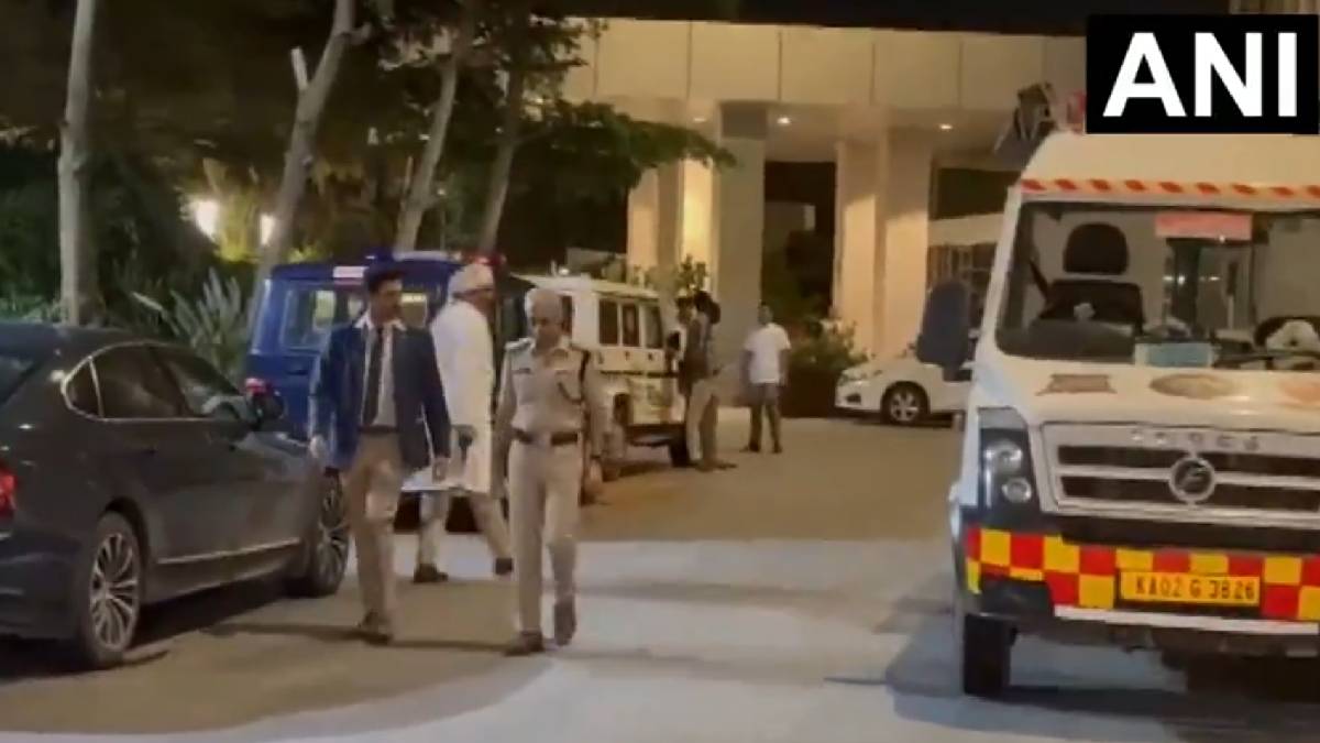 Bengaluru Shocker: Father Allegedly Strangles Two Minor Daughters at Hotel, Attempts Suicide