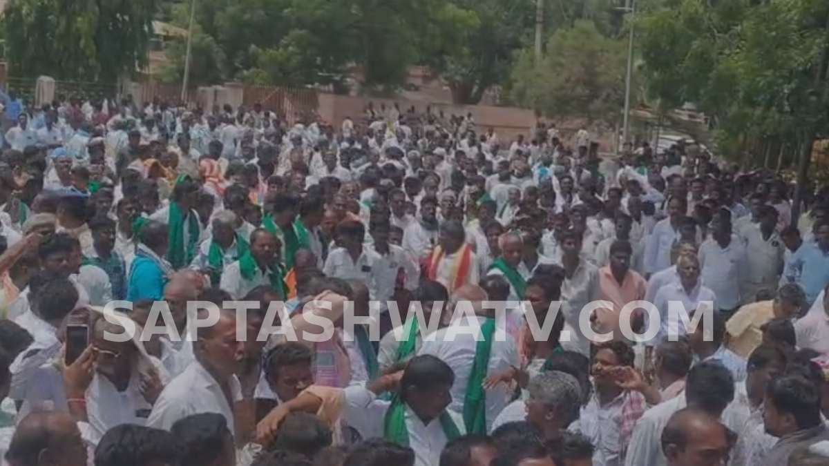 ಟಿಬಿ ಡ್ಯಾಂ ಮುಂದೆ ರೈತರ ರಣಕಹಳೆ - 8.5 ಟಿಎಂಸಿ ನೀರಿಗೆ ಆಗ್ರಹ, ಪ್ರತಿಭಟನೆ ತೀವ್ರ!!