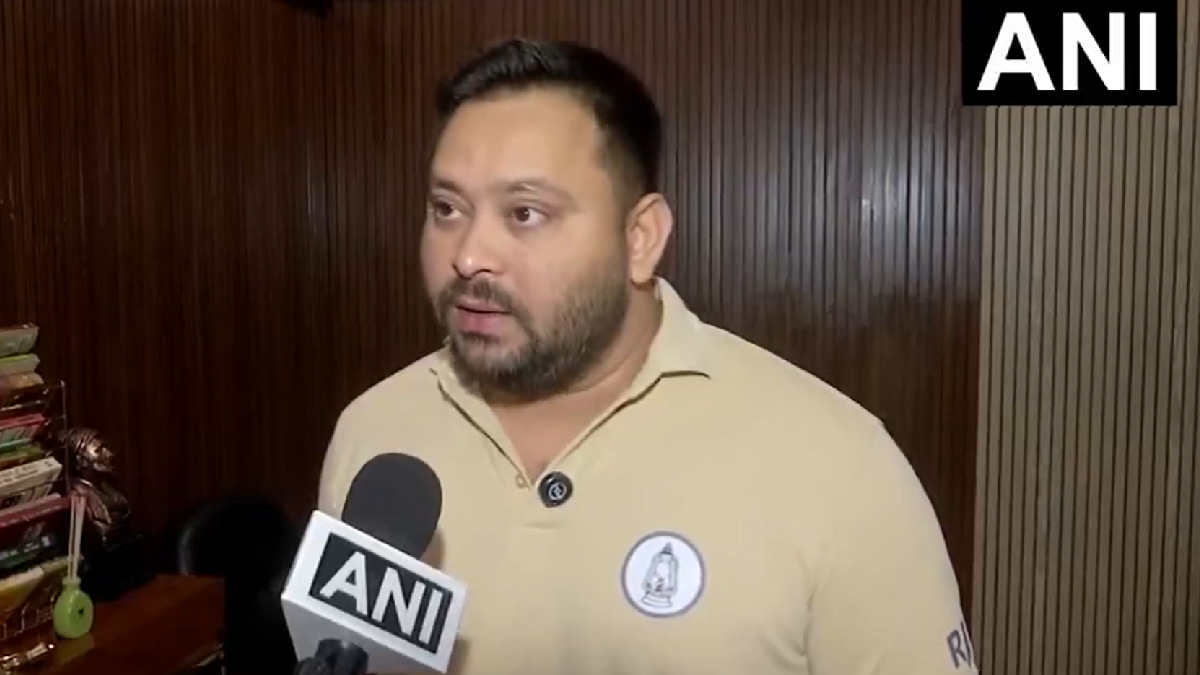 Tejashwi Yadav Demands Apology from BPSC Official Over ‘Elephant Walks, Dogs Bark’ Remark Amid Student Protests