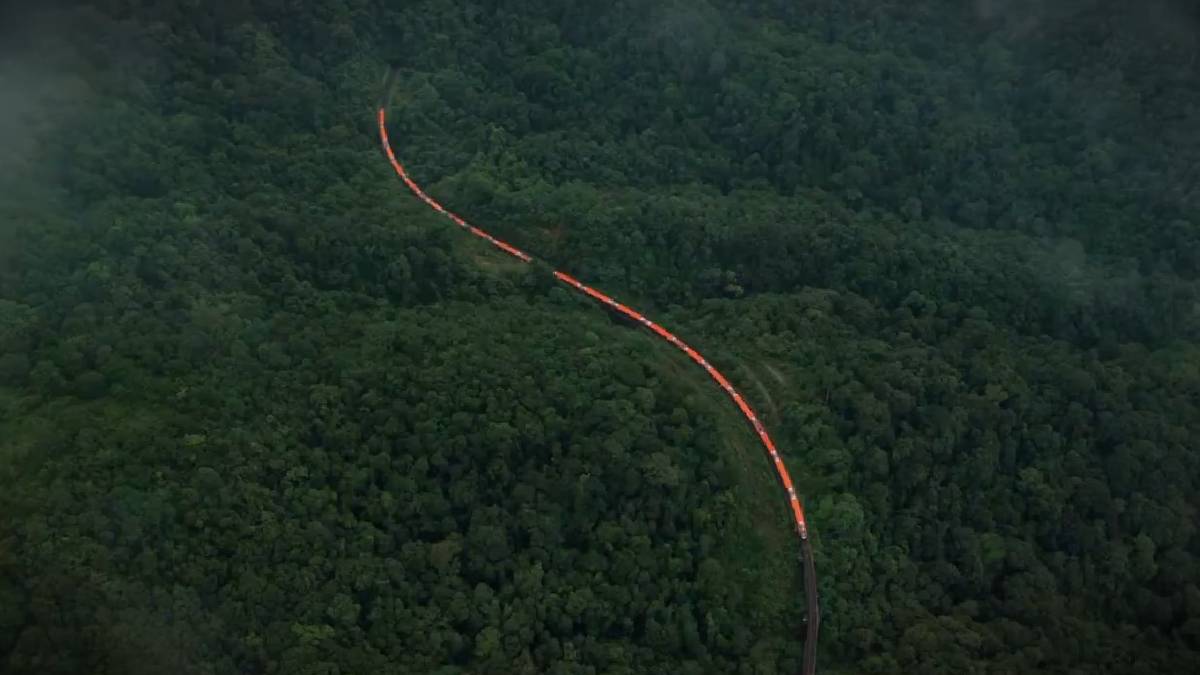Vande Bharat Express Captured in Stunning Journey Through the Western Ghats