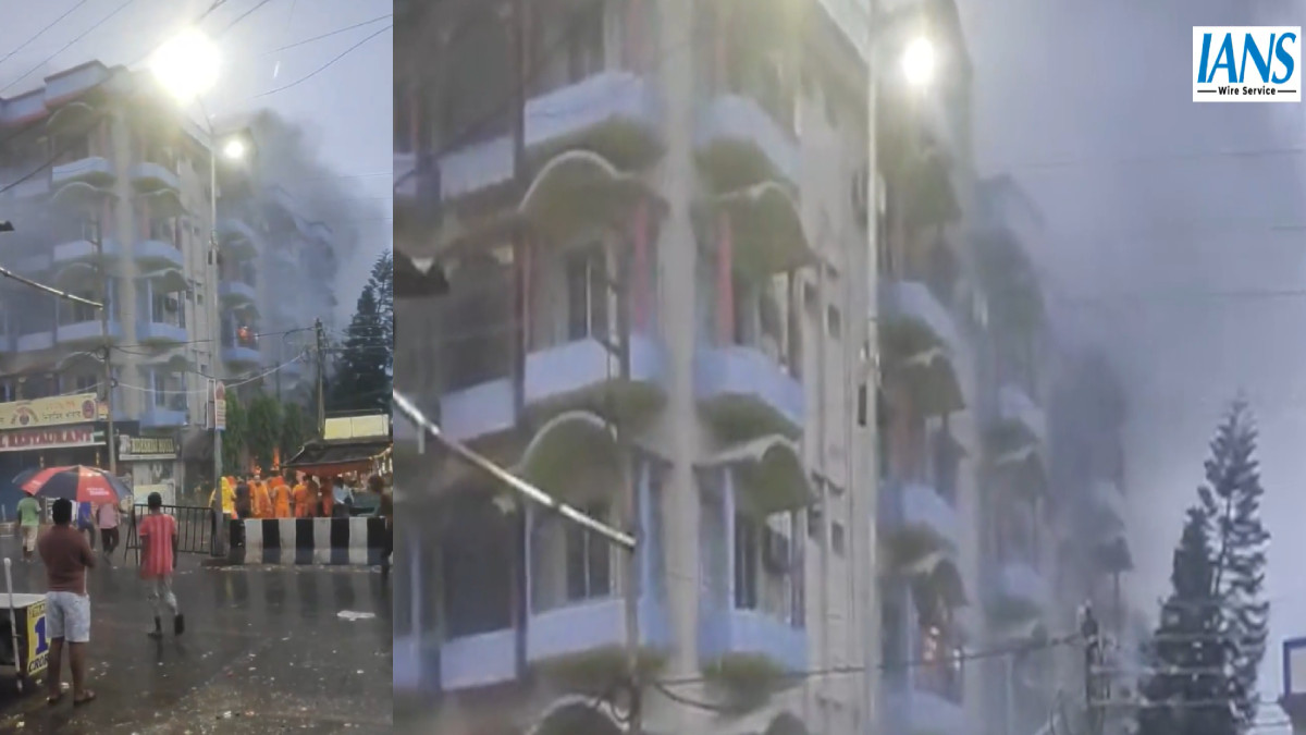 Seven Charred to Death in Massive Fire at Hotel in West Bengal's Birbhum