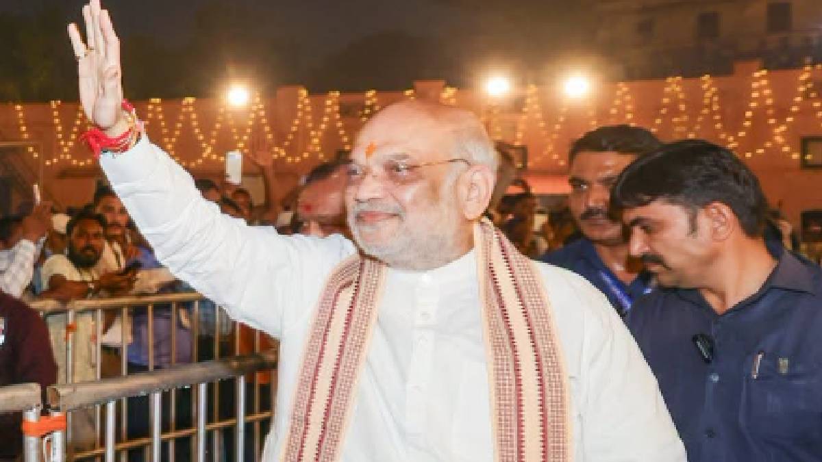 ಹುಬ್ಬಳ್ಳಿಗೆ ಅಮಿತ್ ಶಾ ಆಗಮನ; ಕೆಎಲ್‌ಇ ವೈದ್ಯಕೀಯ ಕಾಲೇಜು, ಆಸ್ಪತ್ರೆ ಉದ್ಘಾಟನೆ!!