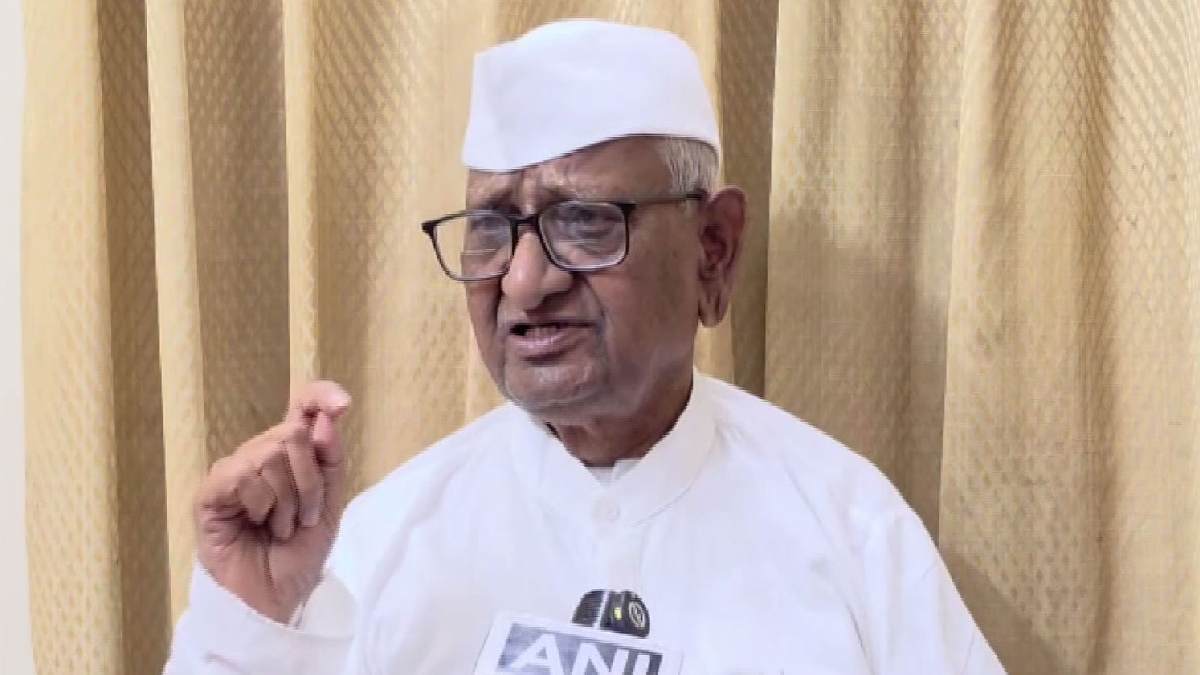 Anna Hazare’s Health Under Watch: Bombay Hospital Doctors Conduct Detailed Assessment