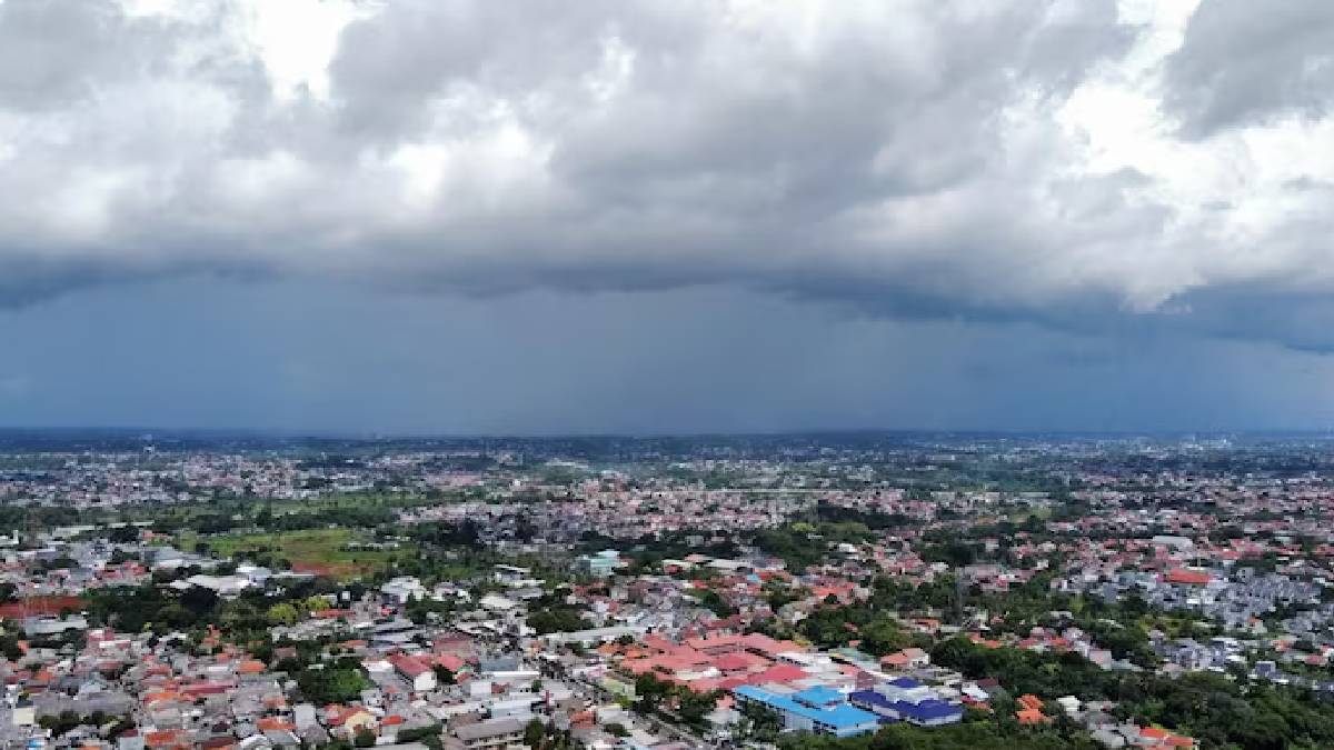 ಕರ್ನಾಟಕ ಮಳೆ- ಕರಾವಳಿ, ಉತ್ತರ ಒಳನಾಡು, ದಕ್ಷಿಣ ಒಳನಾಡಿನಲ್ಲಿ ಸಾಧಾರಣ ಮಳೆ ಸಾಧ್ಯತೆ!!