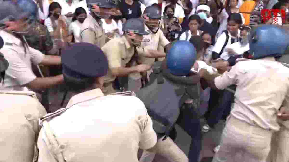 Bihar University - ಪರೀಕ್ಷಾ ಫಲಿತಾಂಶದಲ್ಲಿ ಅಕ್ರಮ ಆರೋಪ; ವಿಶ್ವವಿದ್ಯಾಲಯದ ಆವರಣದಲ್ಲಿ ವಿದ್ಯಾರ್ಥಿಗಳ ಪ್ರತಿಭಟನೆ!!