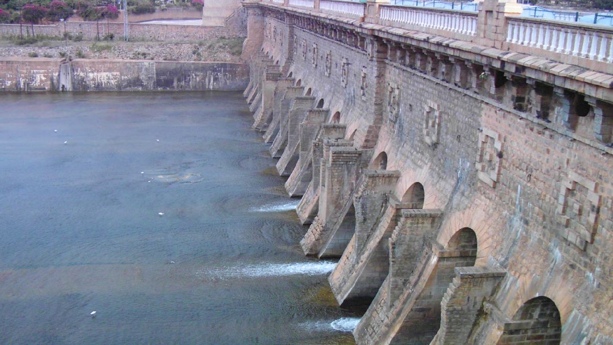 Tamil Nadu Moves Supreme Court Over Cauvery Water Shortfall, Seeks 16.01 TMC From Karnataka