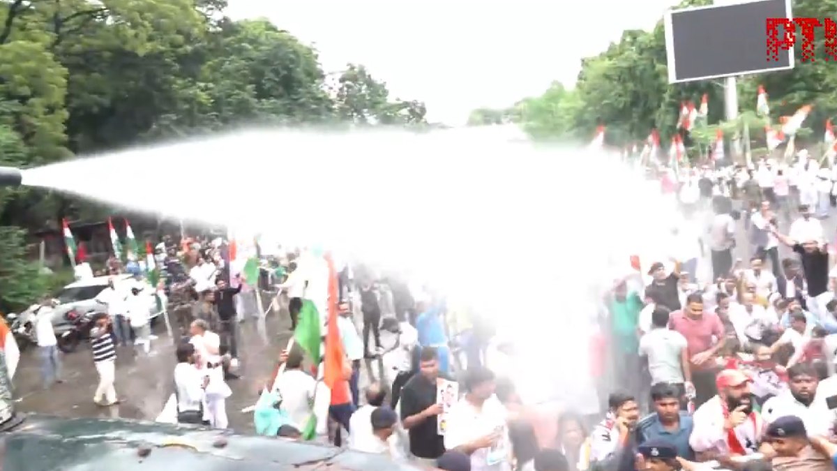 CEC Protest: Congress Workers Take To Streets, Water Cannons Used In Several Cities