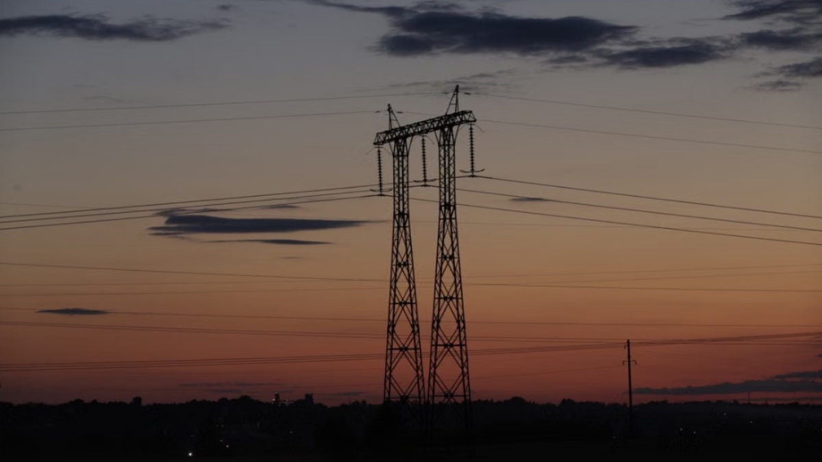 Rs 3,000 Crore Power Dues: Chhattisgarh Discom Cuts Supply To 747 Government Offices