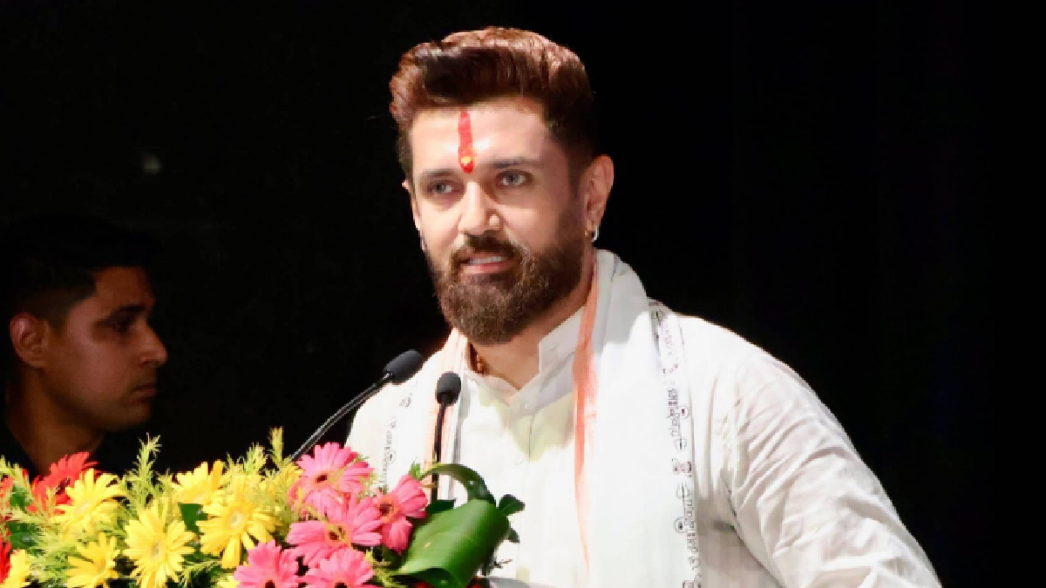 ಬಿಹಾರದಲ್ಲಿ ಅಪರಾಧ ಹೆಚ್ಚಳ ಆರೋಪ; ‘ಇಂತಹ ಸರ್ಕಾರದ ಭಾಗವಾಗಿರುವುದಕ್ಕೆ ನಾಚಿಕೆಯಾಗುತ್ತಿದೆ’ ಎಂದ ಚಿರಾಗ್!!