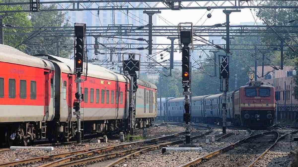 ₹497 Crore Railway Boost: Chouk-Karjat Track to Get Double Line