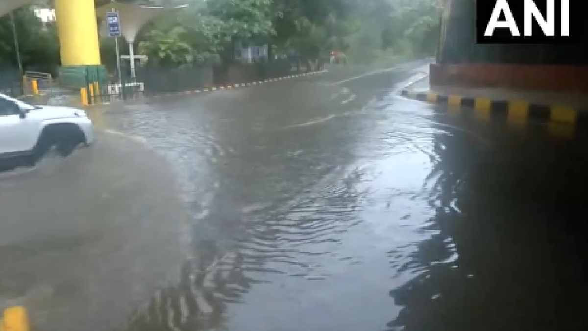 Heavy Rain Leaves Parts of Delhi Waterlogged; South Moti Bagh, Akbar Road Affected