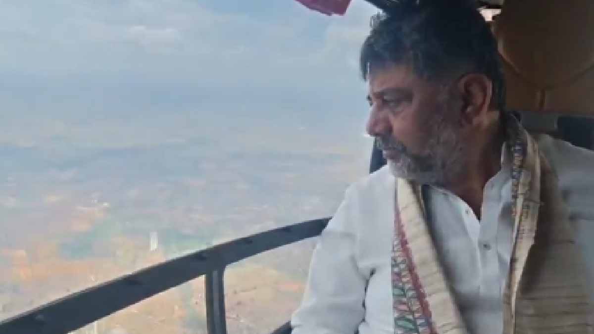 DK Shivakumar surveys drought-hit Karnataka districts | Photo Credit: https://x.com/ANI